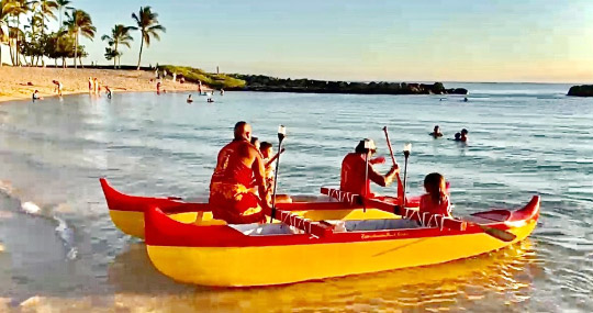 Traditional Canoe Ride Royal Hawaiian Beach Services